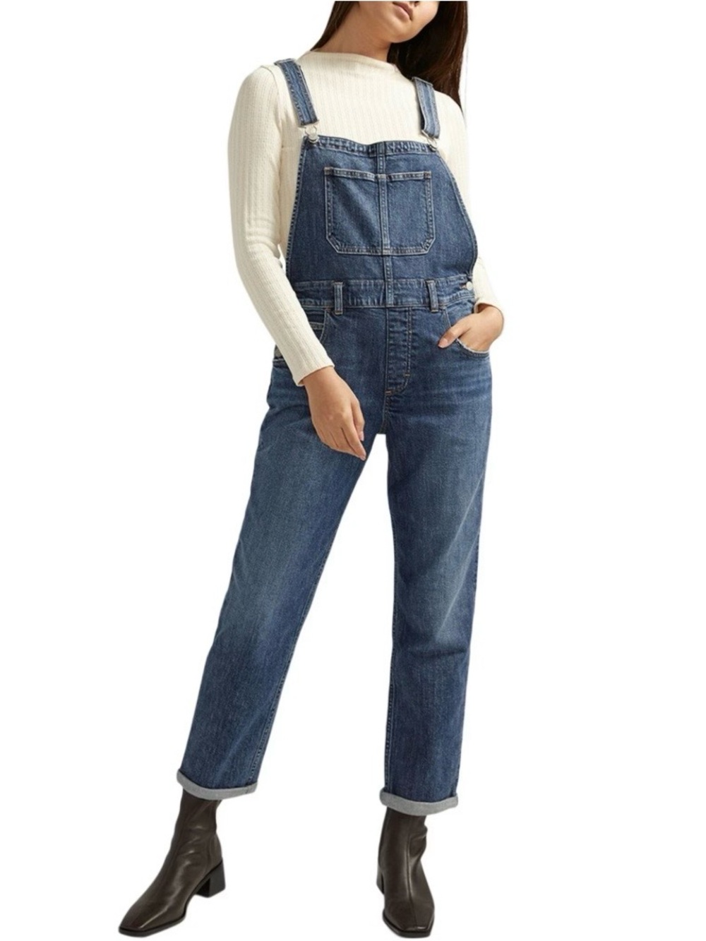 37. BNWT $124 Silver jeans baggy overalls